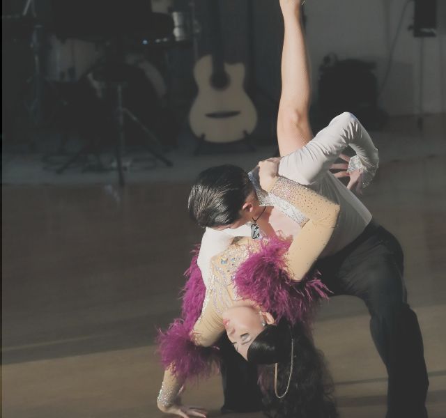 社交ダンス　サークル